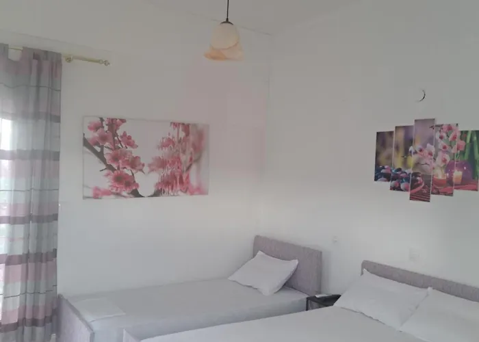 Studios Mona