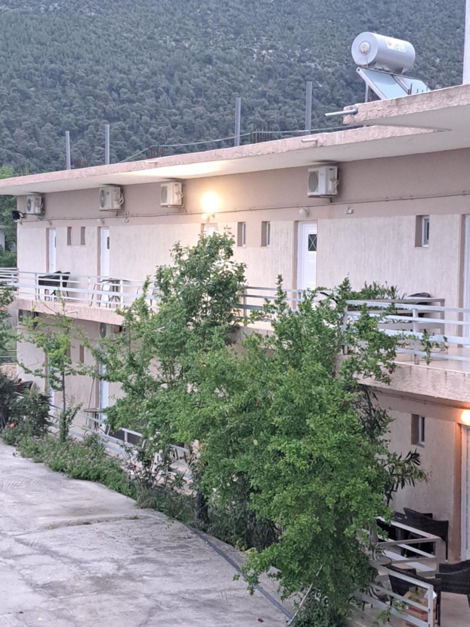 Mona Apartment Agios Georgios (Istiaia-Aidipsos)